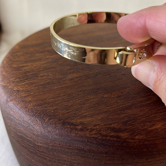 Bangle bracelet - Picture 5 of 5